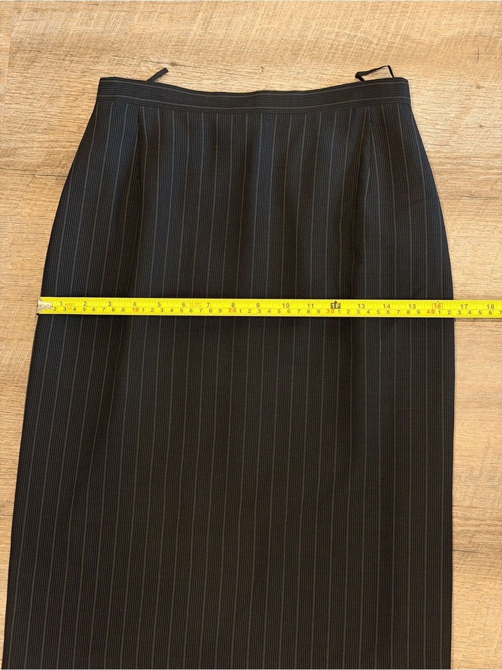 Vintage Genny Italian Pinstripe Mini Skirt – Wool Silk Blend – Y2K Office Siren - Picture 8 of 8